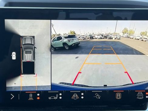 Used 2024 Chevrolet Silverado 1500 ZR2 w/ Technology Package image 27