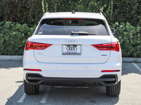 Used 2024 Audi Q3 2.0T Premium AWD/4WD image 9
