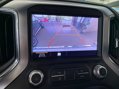 Used 2019 GMC Sierra 1500 SLE w/ Preferred Package AWD/4WD image 17