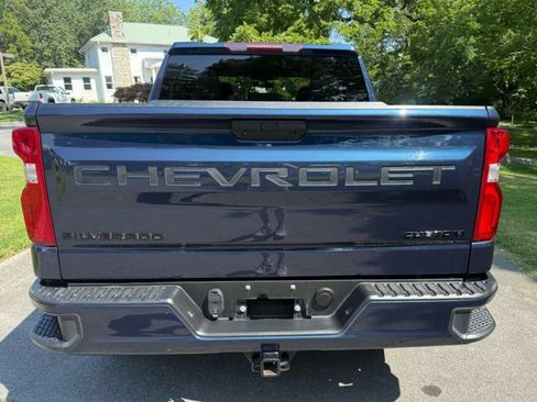 Used 2020 Chevrolet Silverado 1500 Custom w/ Custom Value Package RWD image 8