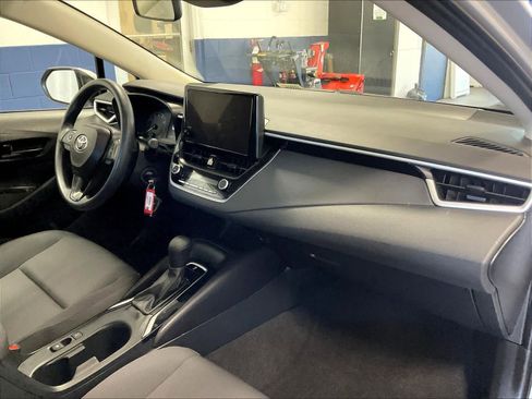 Used 2024 Toyota Corolla LE image 14