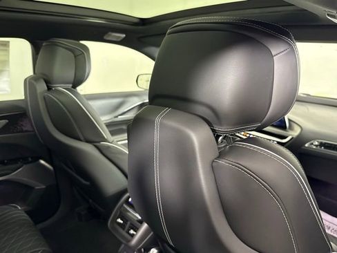 New 2026 Cadillac Lyriq V image 29