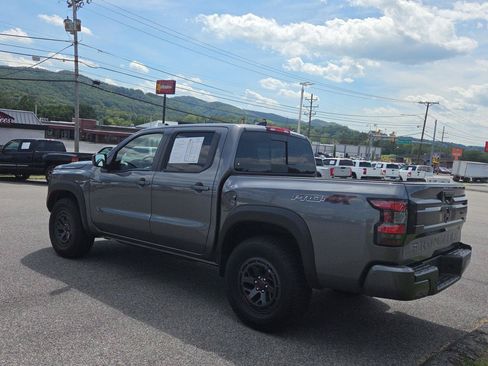 Used 2026 Nissan Frontier PRO-4X AWD/4WD image 6