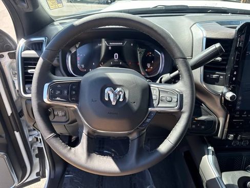 Used 2025 RAM 2500 Laramie AWD/4WD image 26