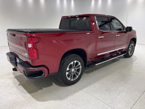 Used 2025 Chevrolet Silverado 1500 High Country w/ Z71 Off-Road Package image 5