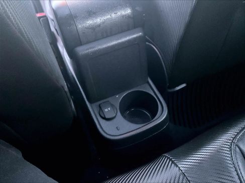 Used 2019 Volkswagen Beetle 2.0T SE image 25