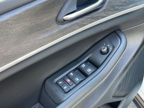 New 2026 Jeep Grand Cherokee L 4WD image 12