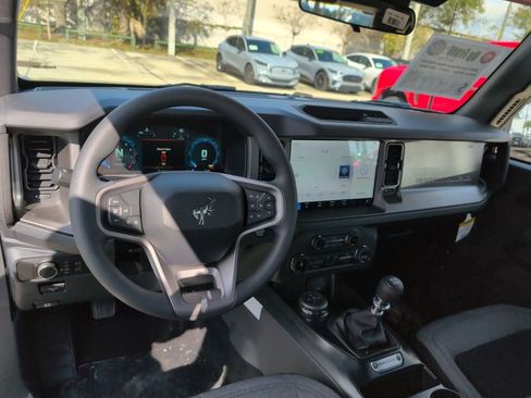 New 2025 Ford Bronco 2-Door image 7