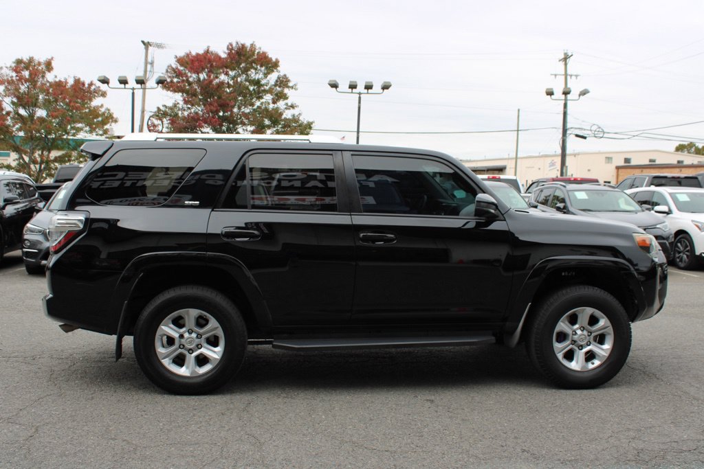 Used 2018 Toyota 4Runner SR5 RWD image 8