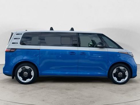 New 2025 Volkswagen ID. Buzz Pro S Plus image 7