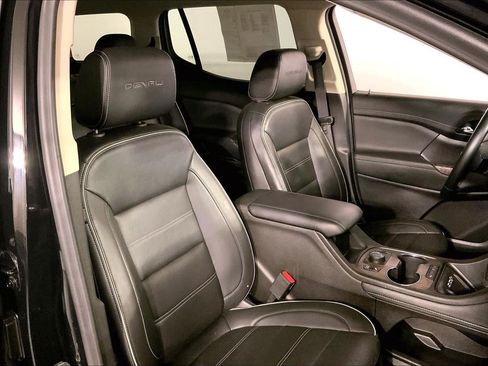 Used 2023 GMC Acadia Denali FWD image 7