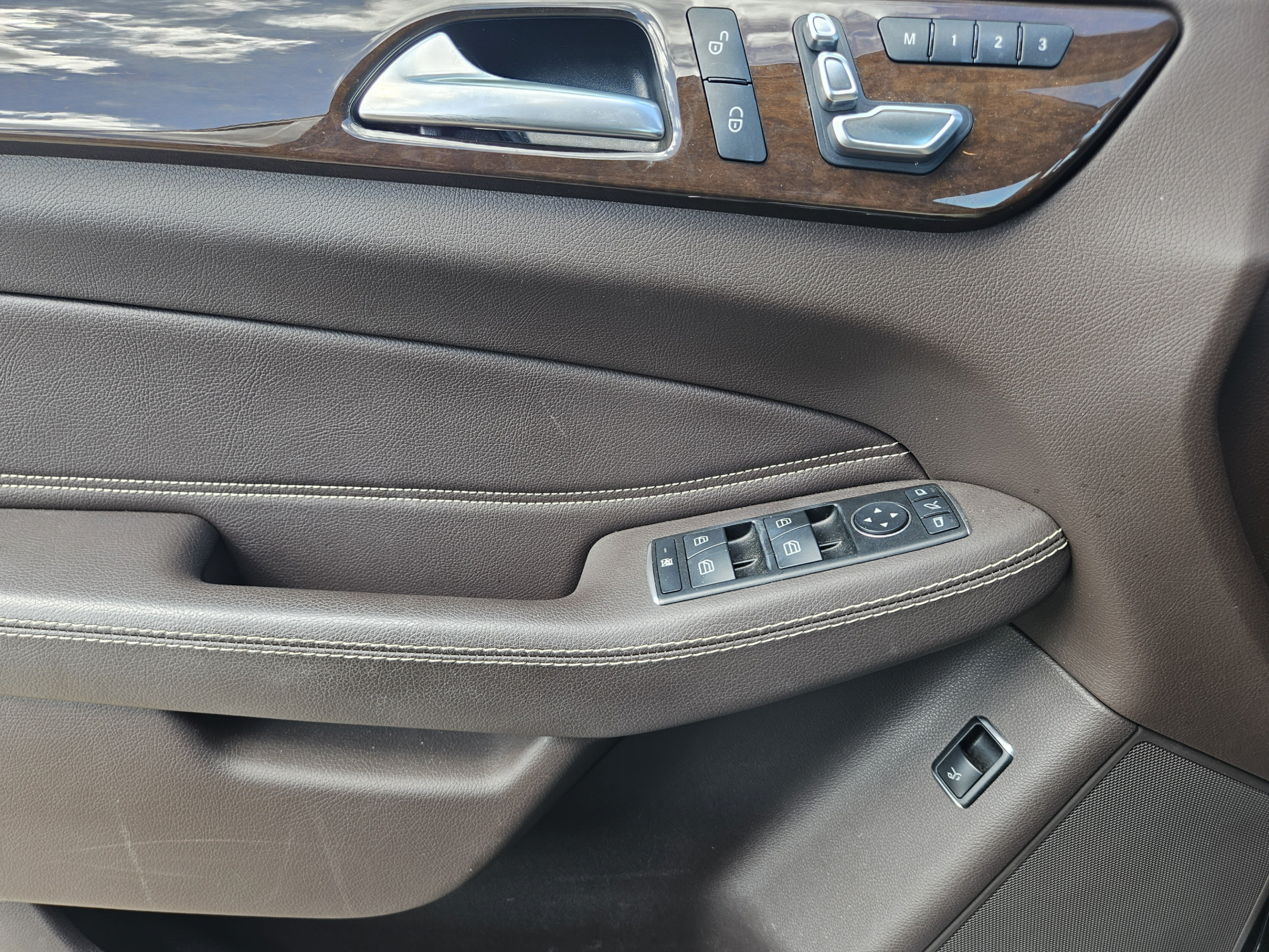 Certified 2018 Mercedes-Benz GLE 350 4MATIC image 23