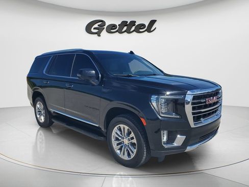 Used 2023 GMC Yukon SLT w/ SLT Premium Package AWD/4WD image 3