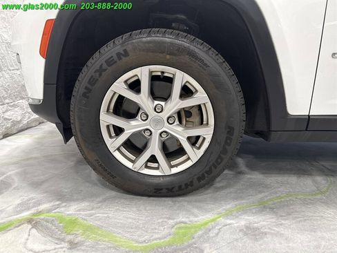 Used 2021 Jeep Grand Cherokee L Limited image 16