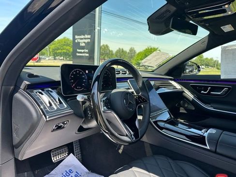 Used 2025 Mercedes-Benz S 580 4MATIC Sedan image 19