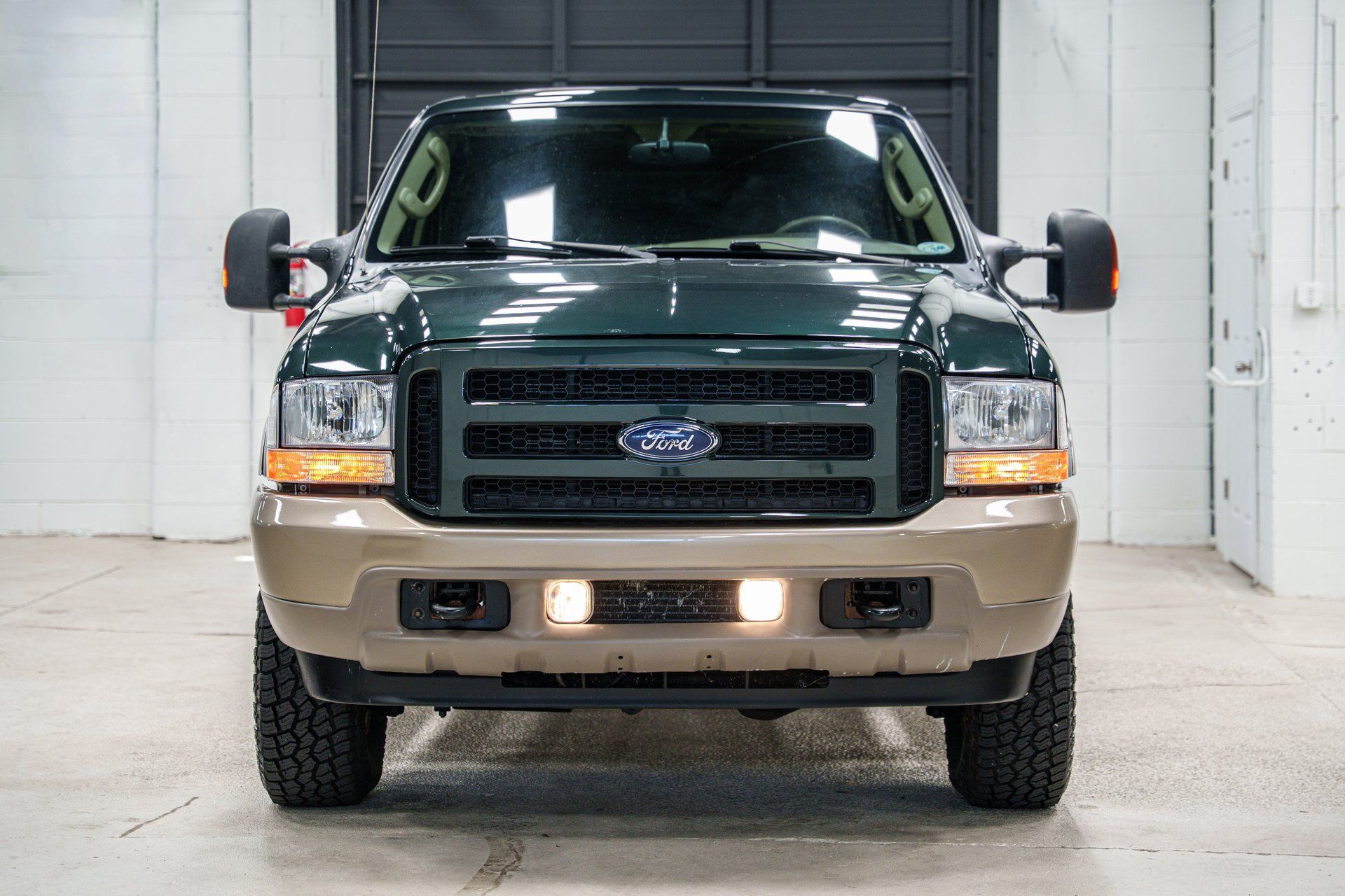 Used 2004 Ford Excursion Eddie Bauer AWD/4WD image 3