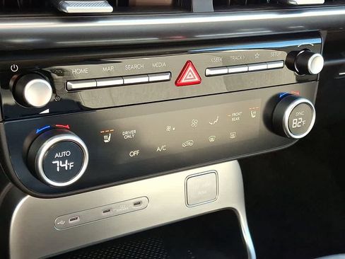 New 2026 Hyundai Ioniq 9 SE image 12