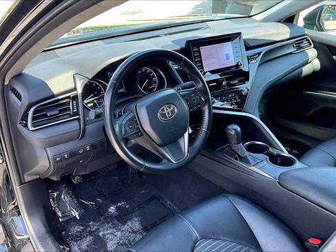 Used 2024 Toyota Camry SE FWD image 17