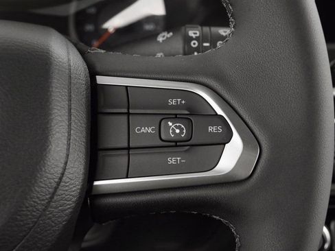 New 2026 Jeep Compass Latitude image 23