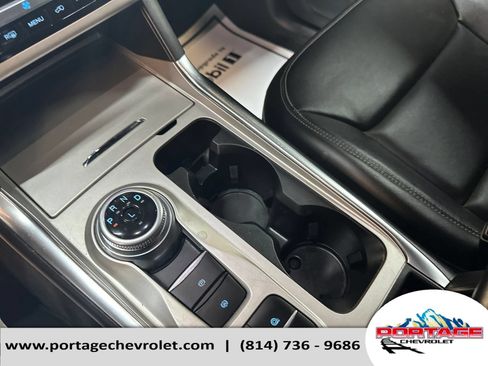 Used 2024 Ford Explorer XLT w/ Equipment Group 202A RWD image 26