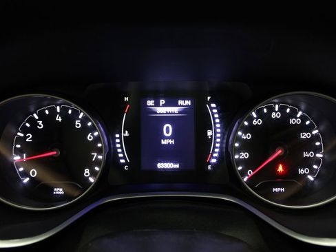 Used 2020 Jeep Compass Latitude image 10