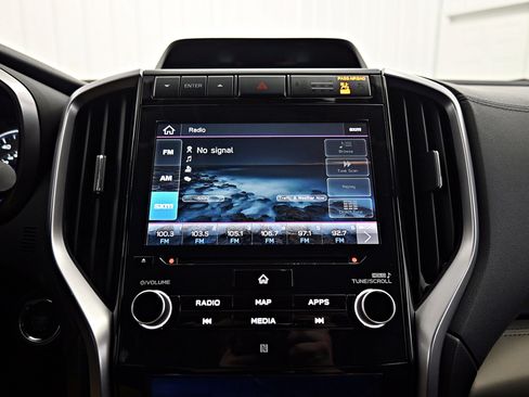 Used 2021 Subaru Ascent Limited w/ Technology Package image 12