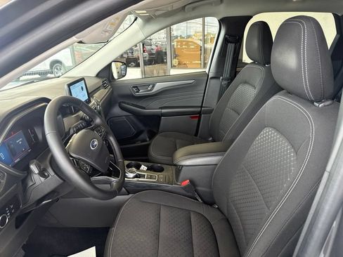 Certified 2023 Ford Escape Active AWD/4WD image 13