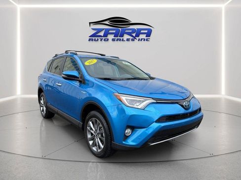 Used 2017 Toyota RAV4 Limited w/ Advanced Technology Package AWD/4WD image 9