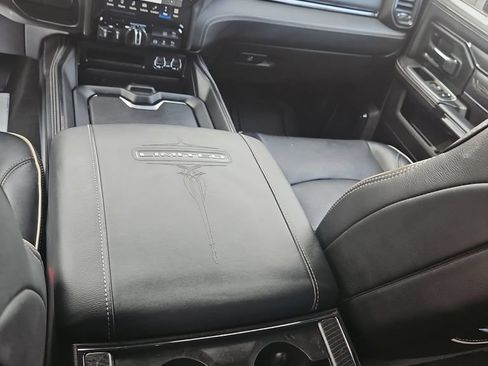 Used 2024 RAM 2500 Limited AWD/4WD image 25