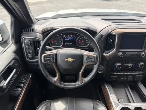 Used 2019 Chevrolet Silverado 1500 High Country w/ Technology Package AWD/4WD image 25