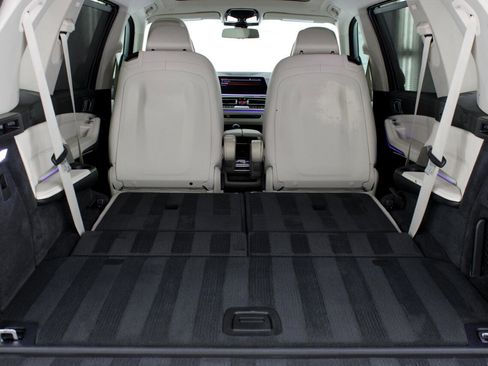 Used 2019 BMW X7 xDrive40i w/ Premium Package image 81