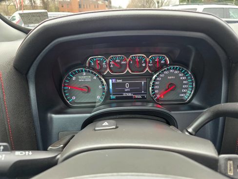 Used 2018 GMC Sierra 2500 SLT w/ All Terrain HD Package image 26