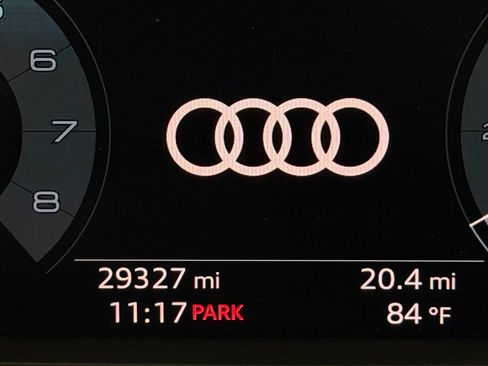 Used 2022 Audi Q3 2.0T Premium w/ Convenience Package AWD/4WD image 16