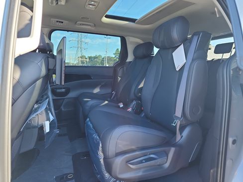 New 2026 Kia Carnival SX Prestige image 6