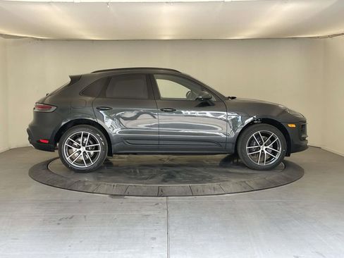 New 2026 Porsche Macan AWD/4WD image 8