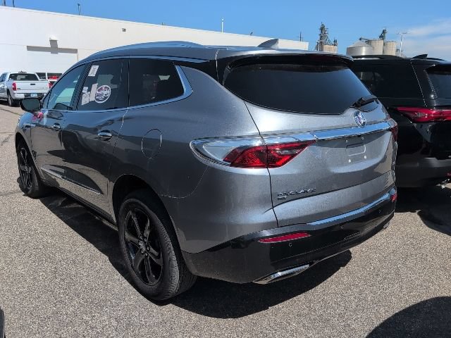 Used 2024 Buick Enclave Essence w/ Sport Touring Edition AWD/4WD image 2
