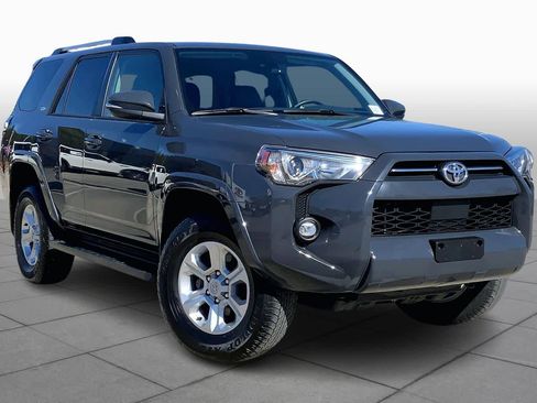 Used 2024 Toyota 4Runner SR5 Premium image 3