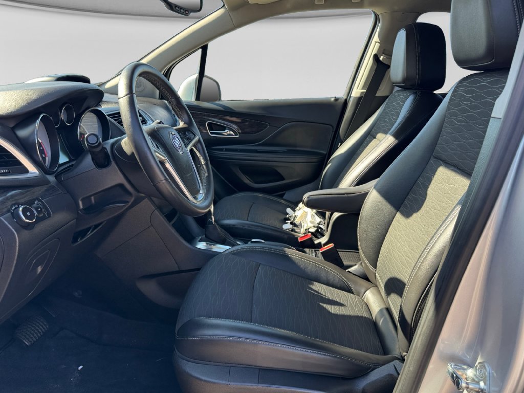 Used 2015 Buick Encore Convenience FWD image 18