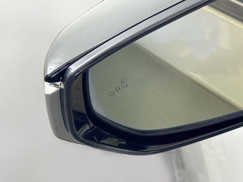 Used 2024 Lexus LS 500 w/ Interior Upgrade Package image 21