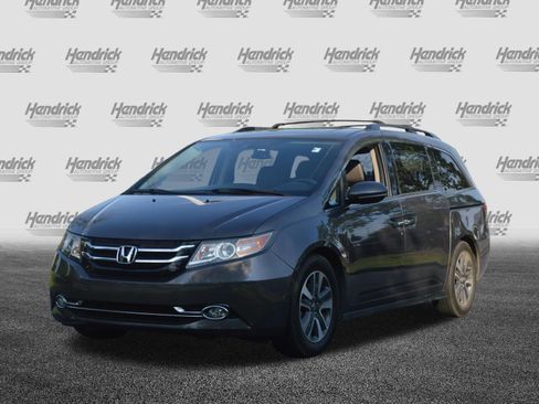 Used 2016 Honda Odyssey Touring Elite image 7