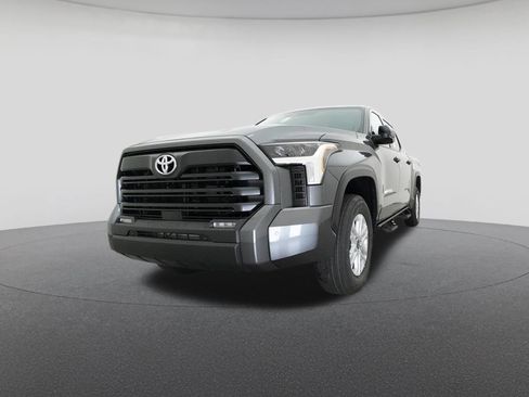 New 2025 Toyota Tundra SR5 image 32