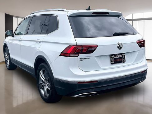 Used 2020 Volkswagen Tiguan SEL FWD image 4