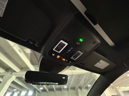 Used 2024 Volkswagen GTI SE image 50