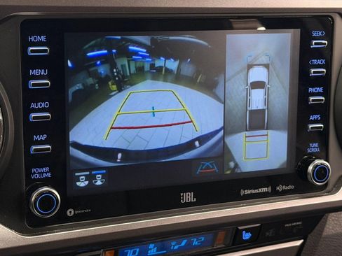 Used 2023 Toyota Tacoma Limited image 34