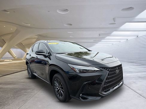 Used 2025 Lexus NX 250 FWD w/ Accessory Package (2T) image 1