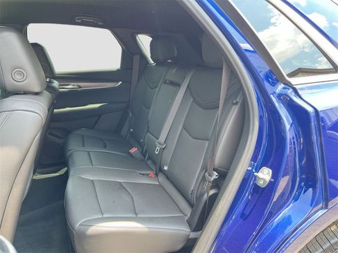 New 2025 Cadillac XT5 Luxury image 24