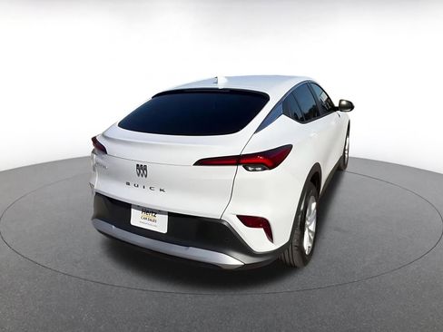 Used 2025 Buick Envista Preferred image 15