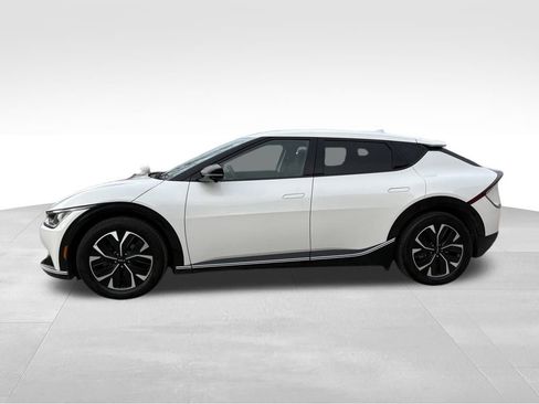Used 2024 Kia EV6 Wind w/ Wind Technology Package image 2
