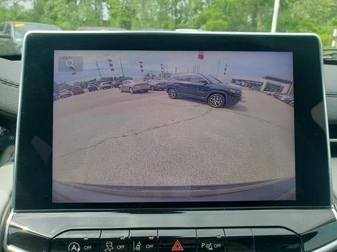 Used 2023 Jeep Compass Limited AWD/4WD image 24