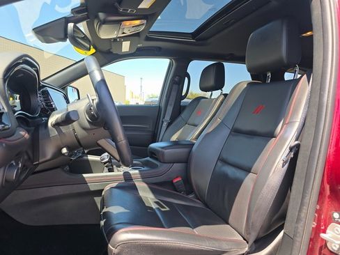 Used 2024 Dodge Durango GT image 11